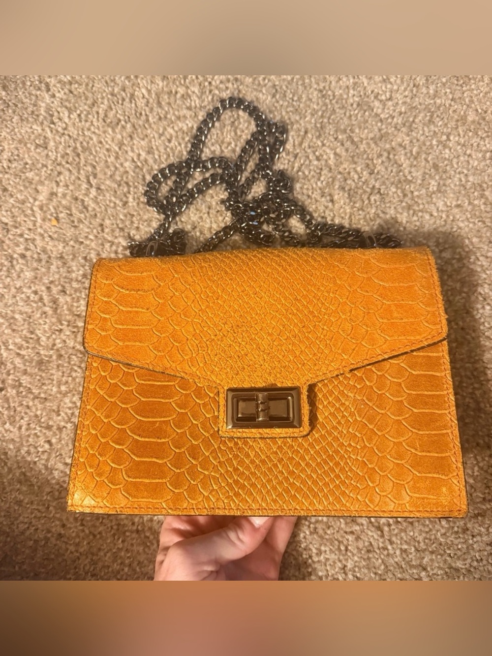 Italian Leather Bag Excellent Condition, Like New - Picture 9 of 12